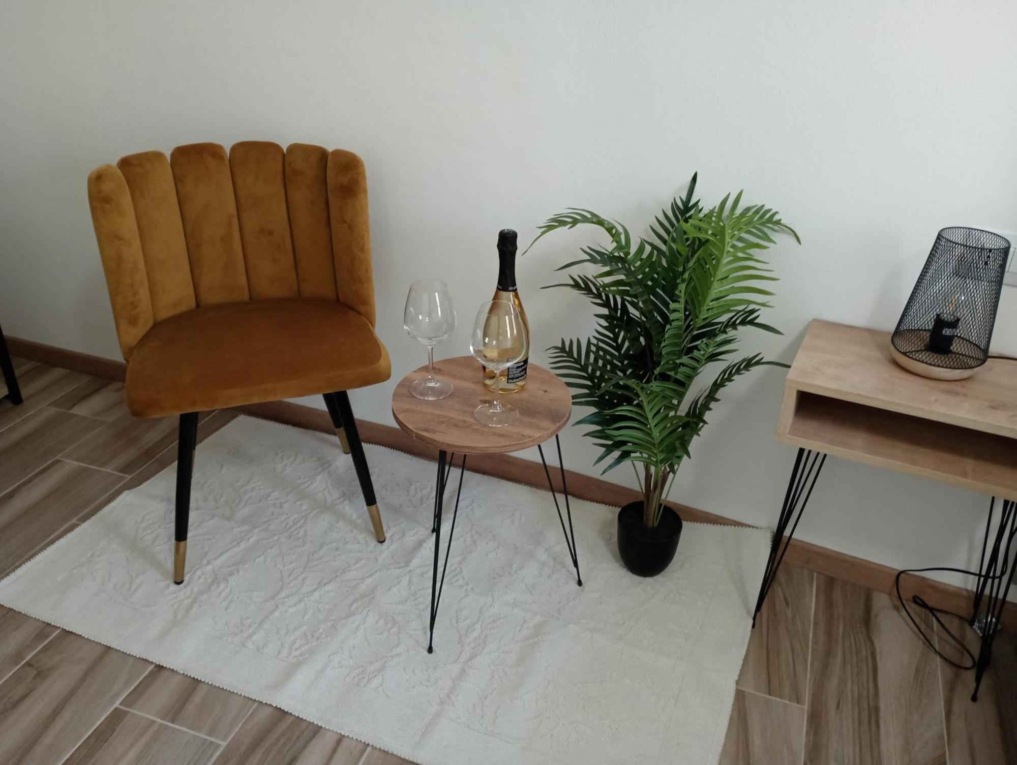 Niu Rooms 오리스타노 외부 사진