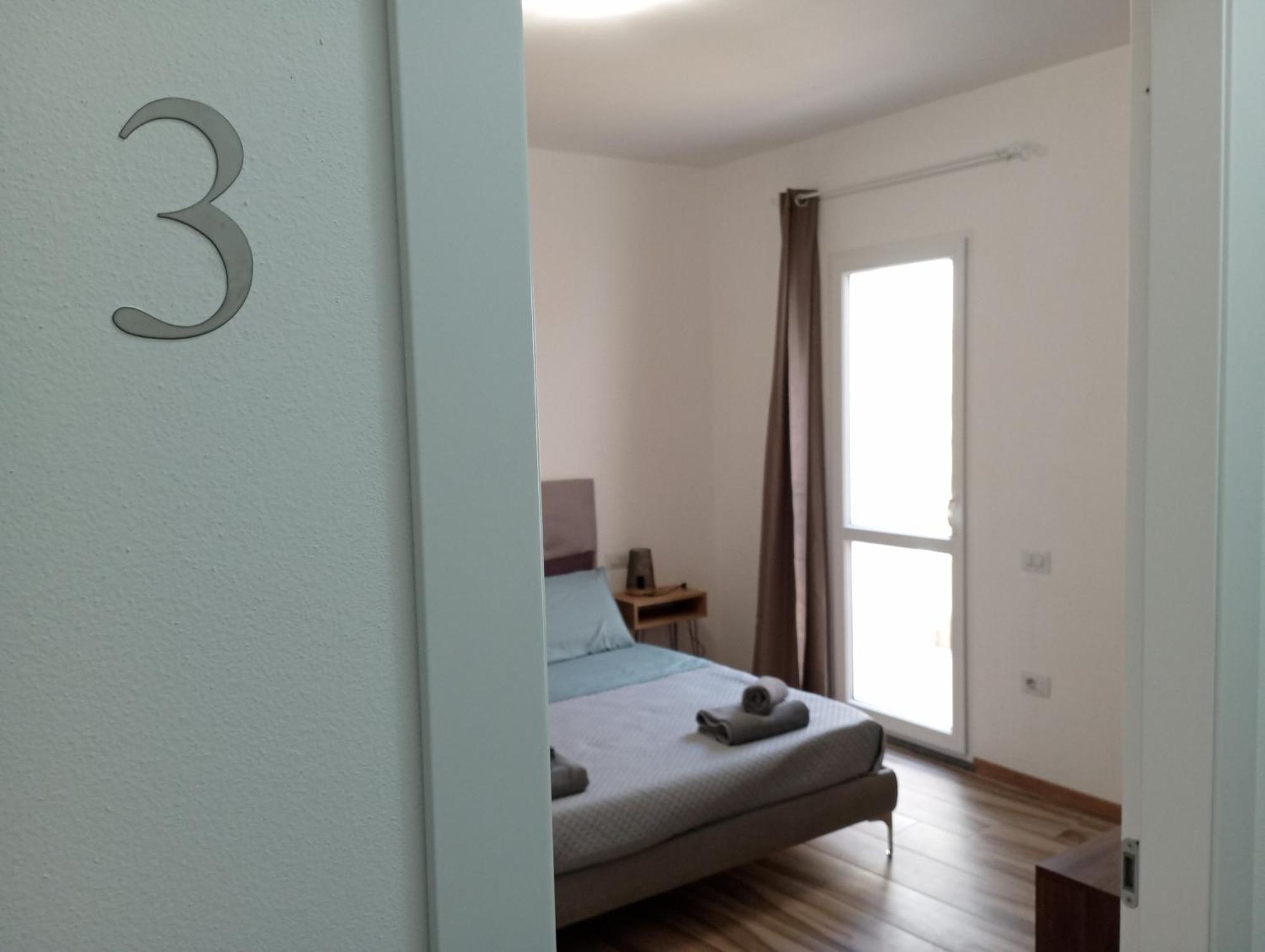 Niu Rooms 오리스타노 외부 사진