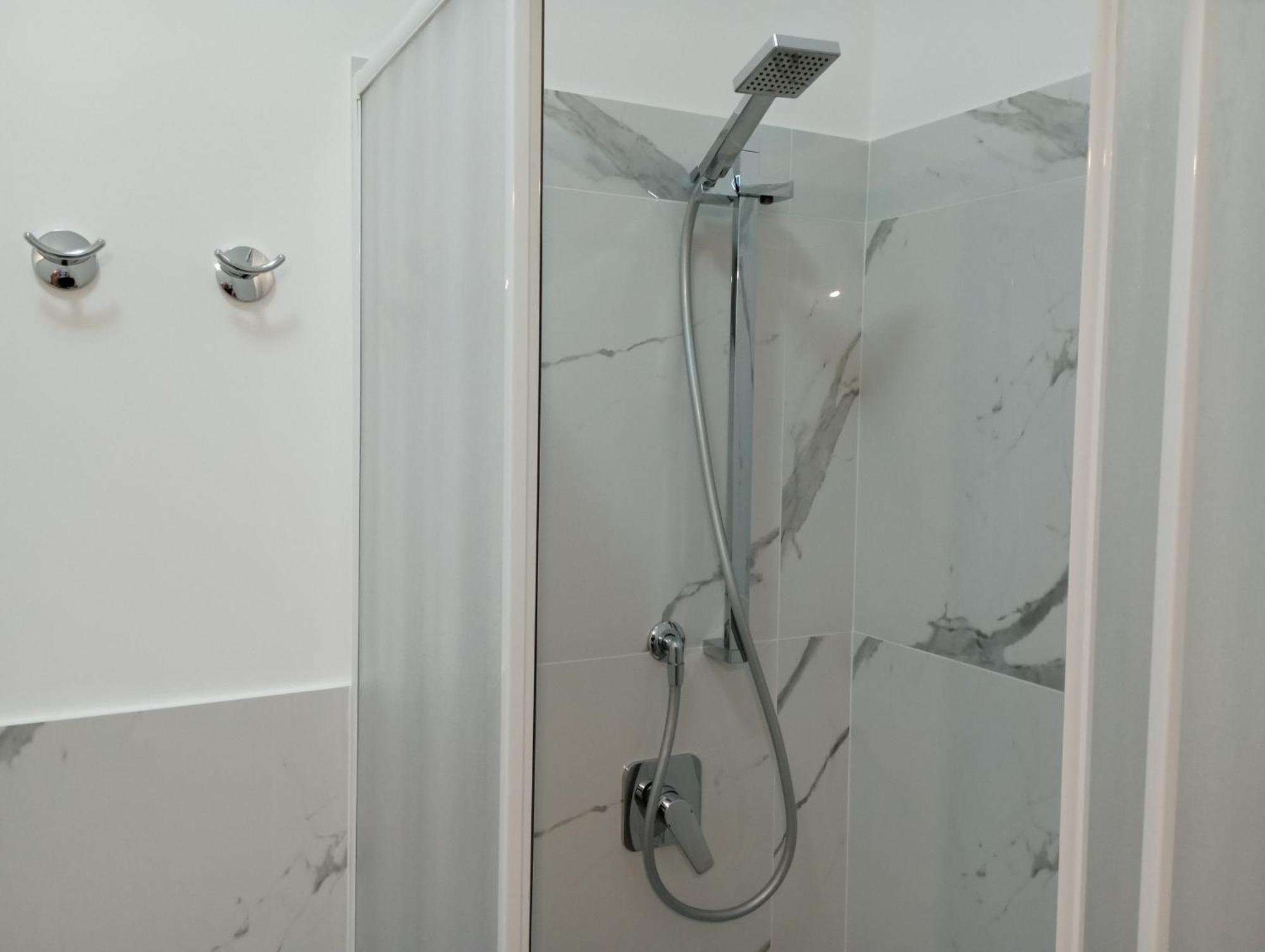 Niu Rooms 오리스타노 외부 사진