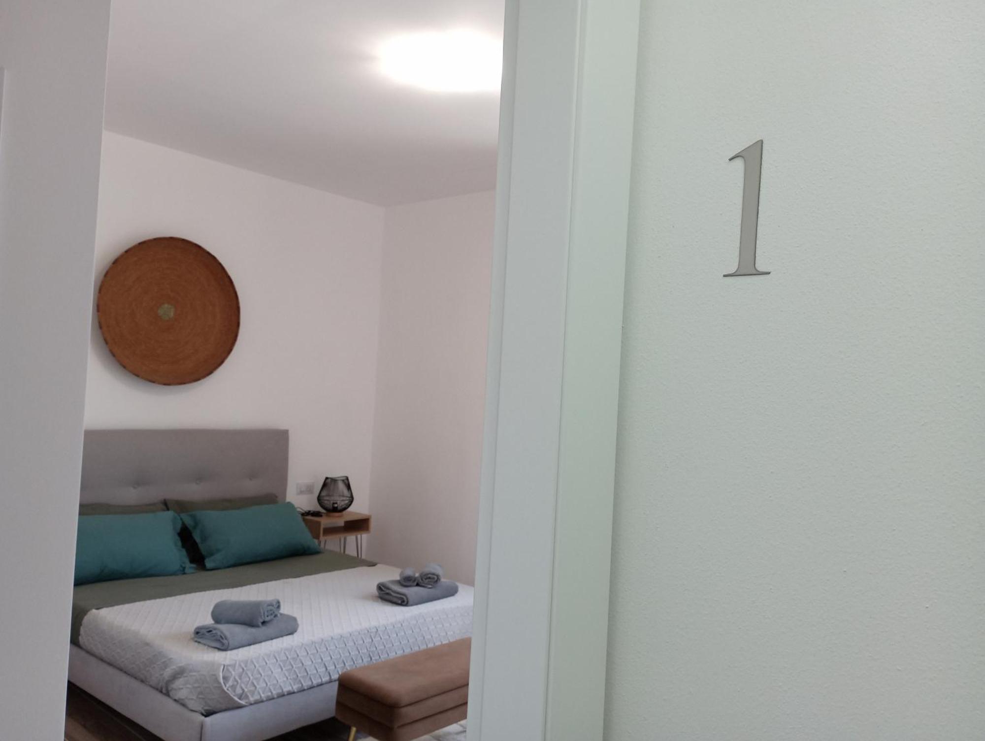 Niu Rooms 오리스타노 외부 사진